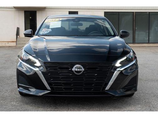 Super Black 2024 Nissan Altima S FWD