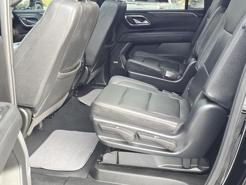 2023 Chevrolet Suburban 4WD Z71