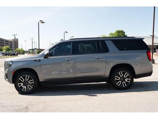 Satin Steel Metallic 2022 GMC Yukon XL 4WD AT4