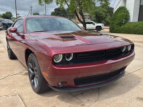 Octane Red Pearlcoat 2021 Dodge Challenger SXT