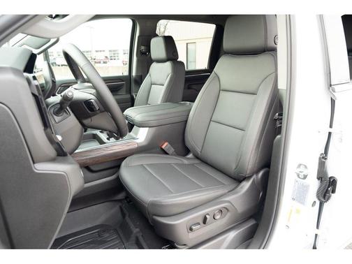 2026 GMC Sierra 2500 SLT