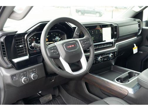 2026 GMC Sierra 2500 SLT