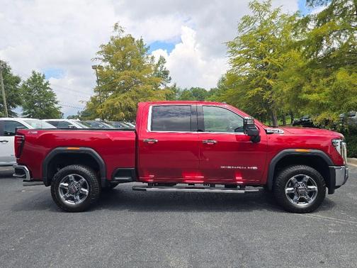 2025 GMC Sierra 2500 SLT
