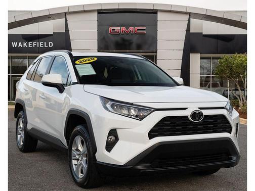 2020 Toyota RAV4 XLE