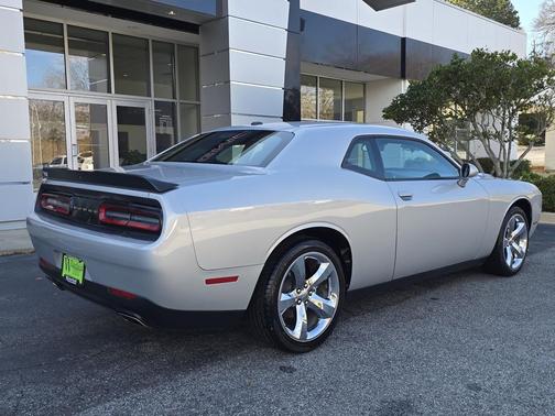 Triple Nickel Clearcoat 2023 Dodge Challenger SXT