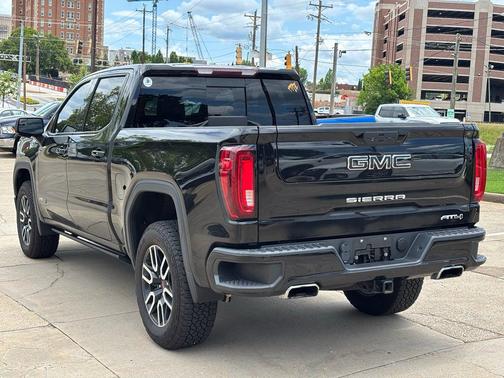 Onyx Black 2021 GMC Sierra 1500 AT4
