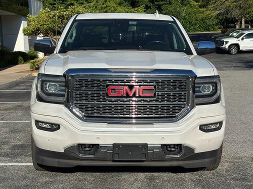White Frost Tricoat 2018 GMC Sierra 1500 Denali