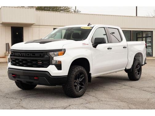 2023 Chevrolet Silverado 1500 Custom Trail Boss