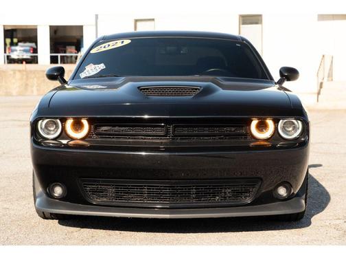 Pitch Black Clearcoat 2021 Dodge Challenger GT