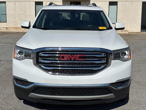 Summit White 2019 GMC Acadia SLT-1