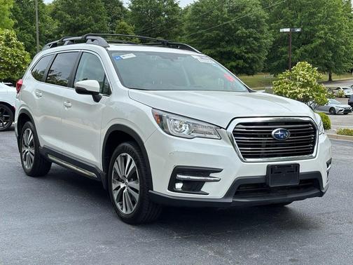 Crystal White Pearl 2022 Subaru Ascent Limited 7-Passenger