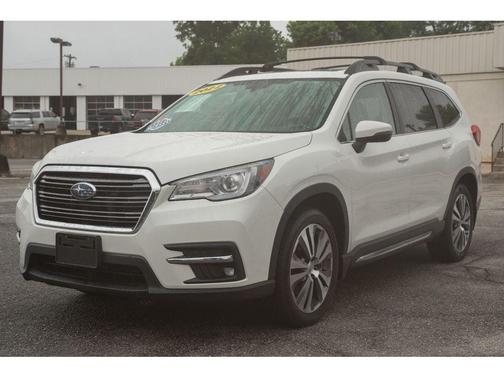Crystal White Pearl 2022 Subaru Ascent Limited 7-Passenger