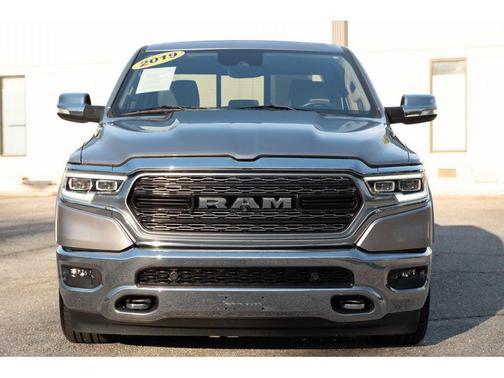 Billet Silver Metallic Clearcoat 2019 RAM 1500 Limited
