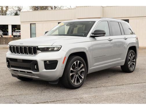 Silver Zynith 2023 Jeep Grand Cherokee Overland