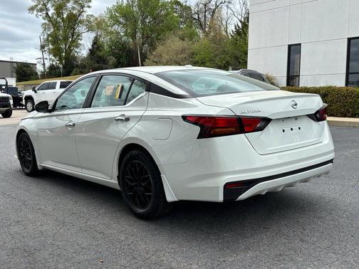 2020 Nissan Altima S FWD