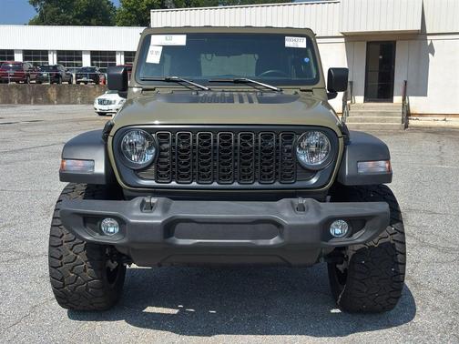 41 2025 Jeep Wrangler Sport
