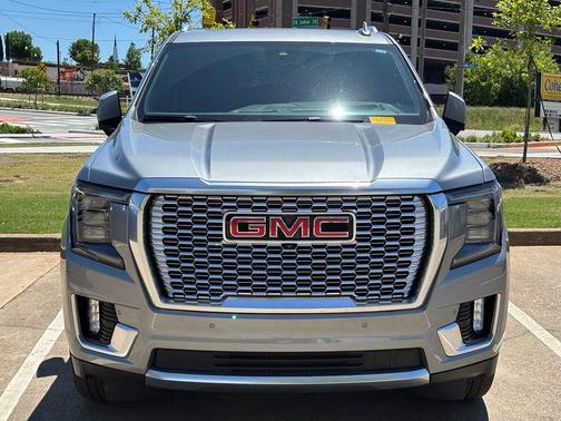 Sterling Metallic 2023 GMC Yukon Denali