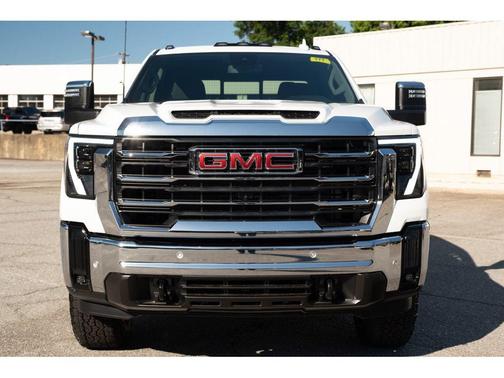 Summit White 2026 GMC Sierra 2500 SLT