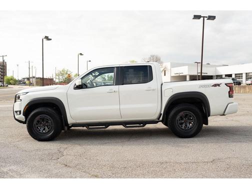 Glacier White 2025 Nissan Frontier PRO-4X