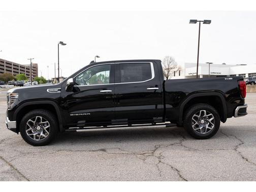 Onyx Black 2026 GMC Sierra 1500 SLT