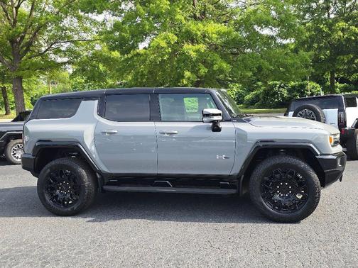 2025 GMC HUMMER EV SUV 2X