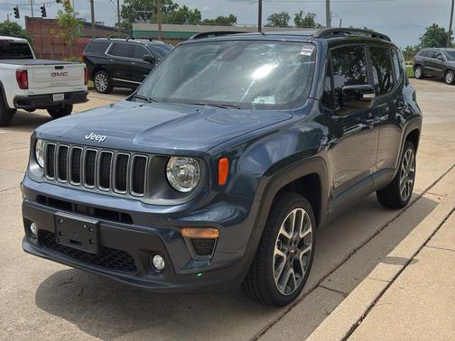 Slate Blue Pearlcoat 2022 Jeep Renegade Limited