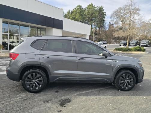 2022 Volkswagen Taos 1.5T S