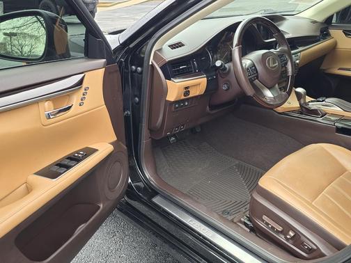 2018 Lexus ES 350 Base