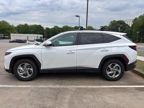 White Pearl 2024 Hyundai TUCSON SEL
