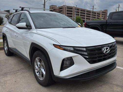 White Pearl 2024 Hyundai TUCSON SEL