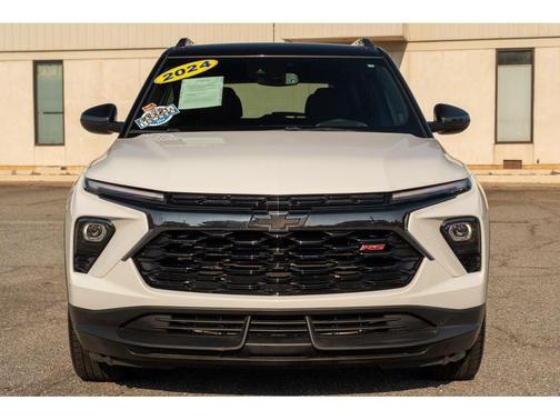 Summit White 2024 Chevrolet Trailblazer RS