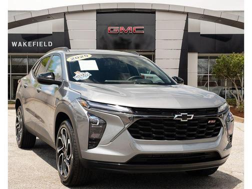 Sterling Gray Metallic 2025 Chevrolet Trax FWD 2RS