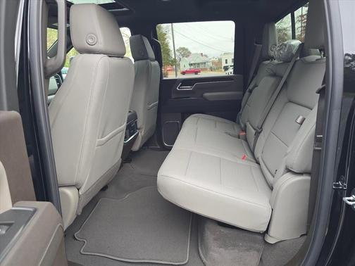 2026 GMC Sierra 2500 SLT