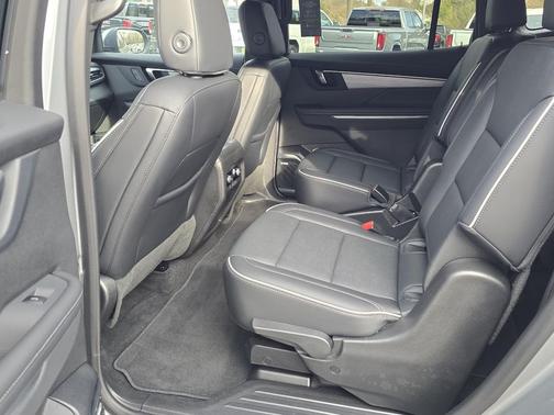 2025 Buick Enclave Preferred FWD