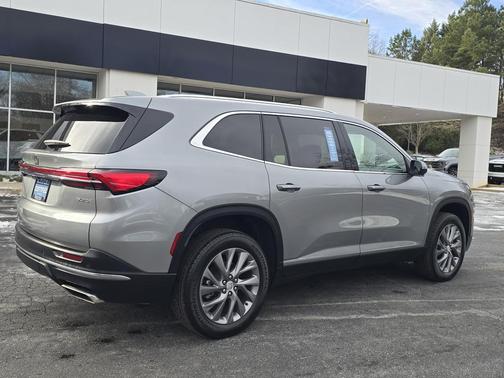 2025 Buick Enclave Preferred FWD