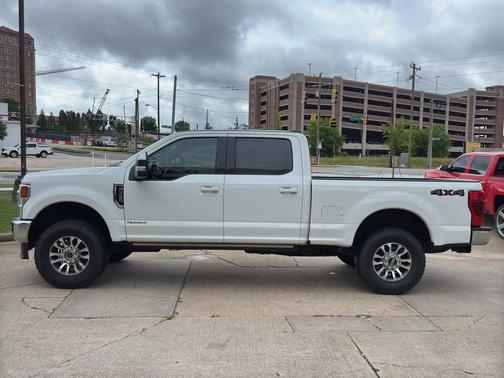 Star White Metallic Tri-Coat 2022 Ford F-250 Lariat