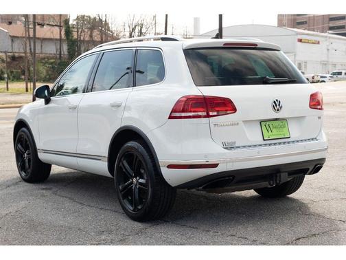 2017 Volkswagen Touareg V6 Wolfsburg Edition
