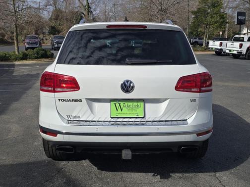 2017 Volkswagen Touareg V6 Wolfsburg Edition