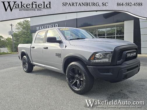 2024 RAM 1500 Classic Warlock Crew Cab 4x4 5'7' Box