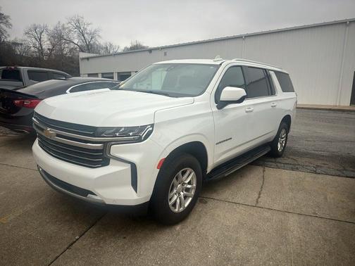 2022 Chevrolet Suburban LT