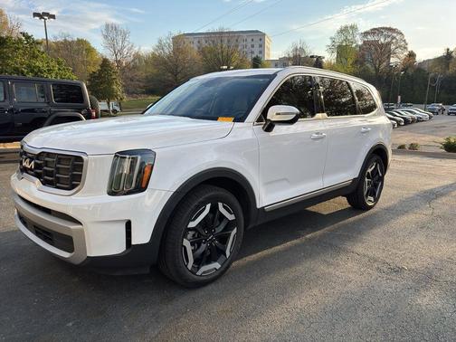 2024 Kia Telluride S
