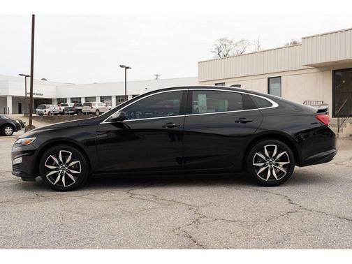 2022 Chevrolet Malibu FWD RS