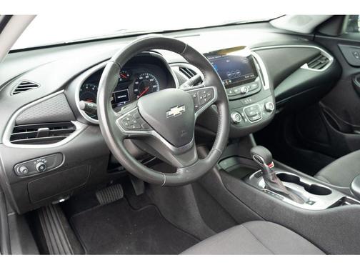 2022 Chevrolet Malibu FWD RS