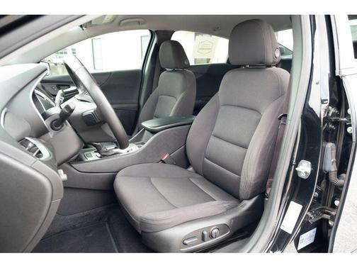 2022 Chevrolet Malibu FWD RS