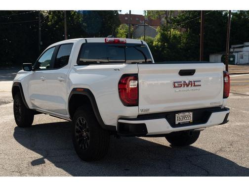 Summit White 2026 GMC Canyon Elevation