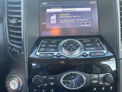2015 INFINITI QX70 Base