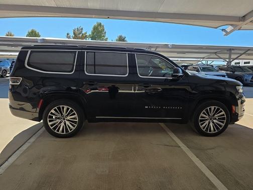 2022 Jeep Grand Wagoneer Series III