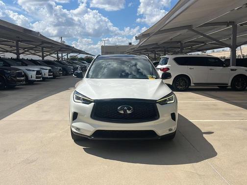 2022 INFINITI QX50 Luxe