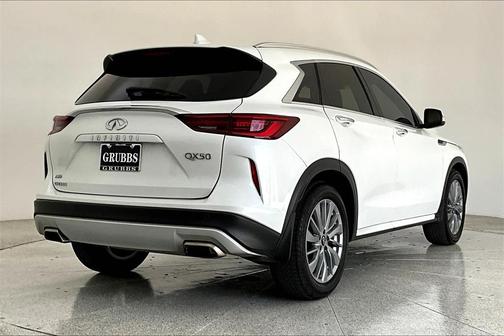 2023 INFINITI QX50 Luxe