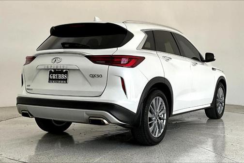 2023 INFINITI QX50 Luxe